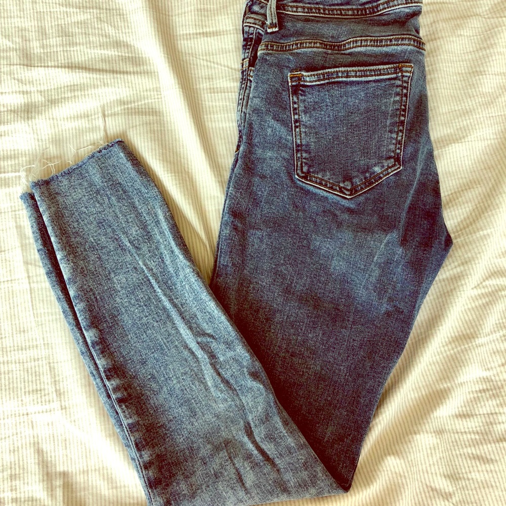 EUC Zara Hugh Waisted Jeans